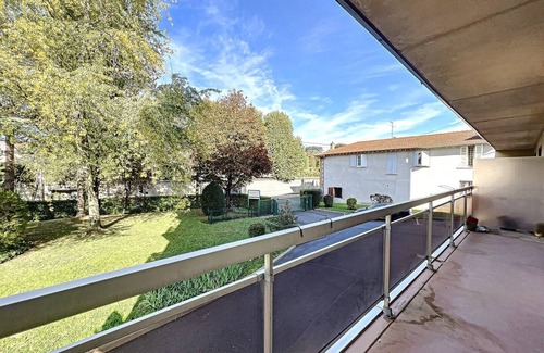 Charlier - Valvert Apartment | Hamac Suites - Docteur Terver - 6 people