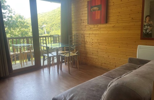 Orelle Apartment | Hameau 3 103 - SPA & PISCINE appartement 6 pers