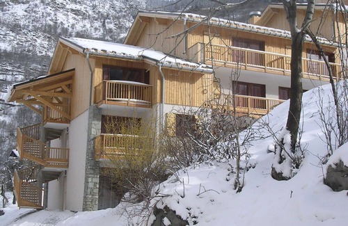 Orelle Apartment | Hameau 8 202 - SPA & PISCINE appartement 4 pers
