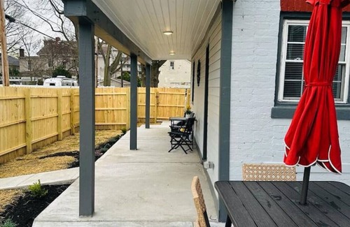 Hamilton House | Hamilton Historic Gem - 4 bed /2.5 bath -Sleeps 8