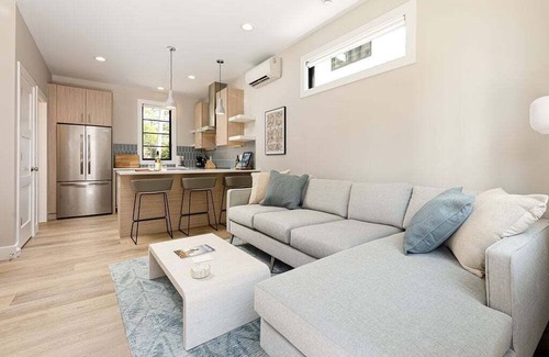Traverse City Apartment | Hamilton Place - 305 (3 units) Sleeps 12