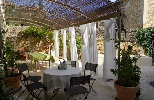 Grignan House | hamlet house Grignan