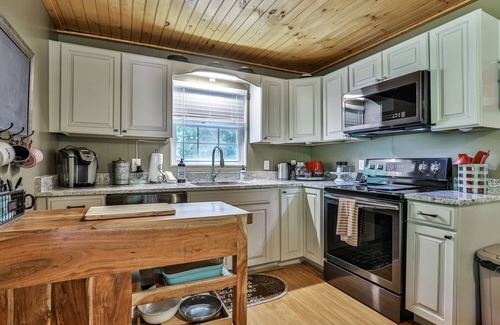 Cherry Log Other | Hamlet on Big Creek with Cottage and Guest House nestled in the mountains.