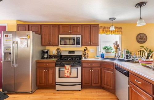 Hammondsport Apartment | Hammy on a Rye I Hammondsport Village