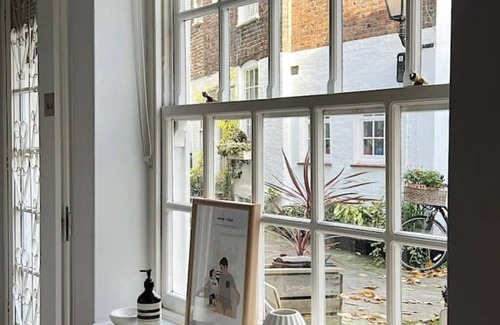 Hampstead Cottage | Hampstead Cottage with courtyard