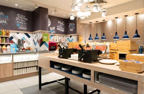 Birmingham City Centre Hotel | Hampton by Hilton Birmingham Jewellery Quarter