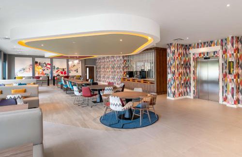 High Wycombe Hotel | Hampton by Hilton High Wycombe