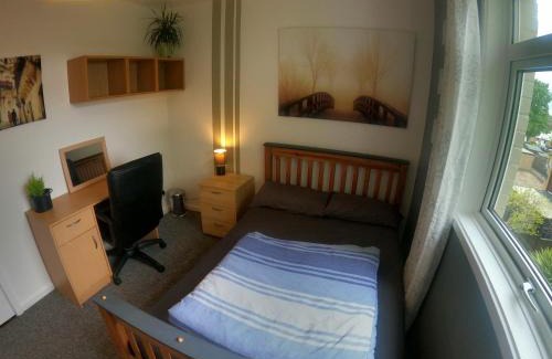 Northampton House | Hampton House Stop Northampton