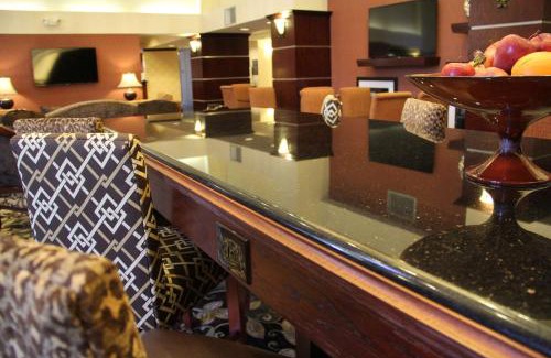 Barker Hotel | Hampton Inn and Suites Houston-Katy