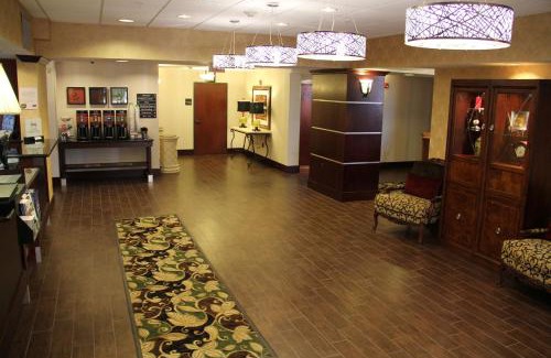 Barker Hotel | Hampton Inn and Suites Houston-Katy