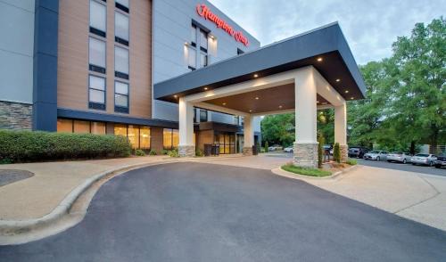 Crestline Heights Hotel | Hampton Inn Birmingham-Colonnade 280
