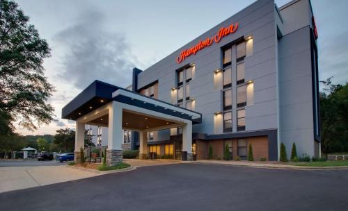 Crestline Heights Hotel | Hampton Inn Birmingham-Colonnade 280