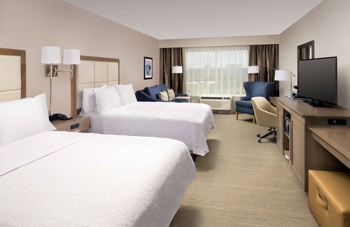 River District Hotel | Hampton Inn by Hilton Wilmington Downtown