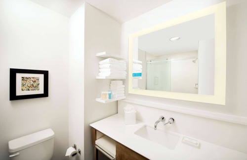 River District Hotel | Hampton Inn by Hilton Wilmington Downtown