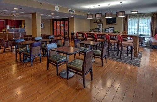 Cary Hotel | Hampton Inn Raleigh Cary