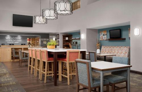 Knoxville Hotel | Hampton Inn & Suites-Knoxville/North I-75