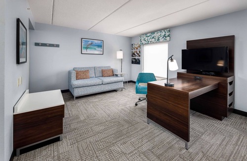 Navarre Hotel | Hampton Inn & Suites Navarre