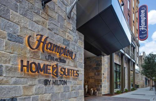 Main - Military Plaza Hotel | Hampton Inn & Suites San Antonio Riverwalk