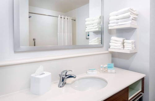 Tallahassee Hotel | Hampton Inn & Suites Tallahassee Capitol - University
