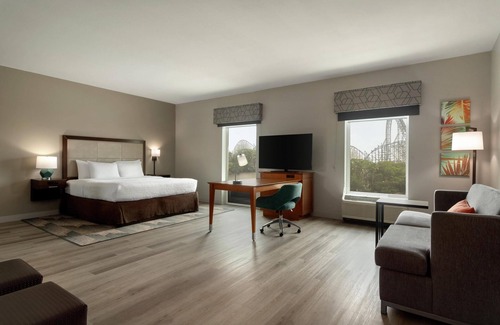 Temple Crest Hotel | Hampton Inn & Suites Tampa Busch Gardens Area