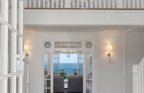 Mairangi Bay Apartment | Hampton on View, Luxury Clifftop in Campbells Bay