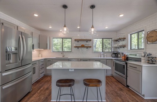 Wright City Ski Chalet | Hampton's Hideaway by Innsbrook Vacations!