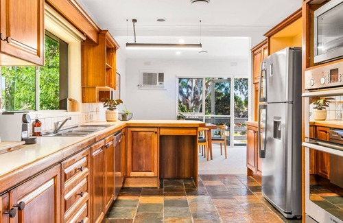 Hampton House | Hampton Vintage Soul with Pool