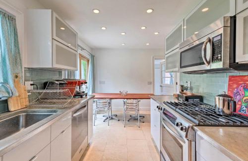 Hampton Bays House | Hamptons Bay Home on Shinnecock Bay with Yard!