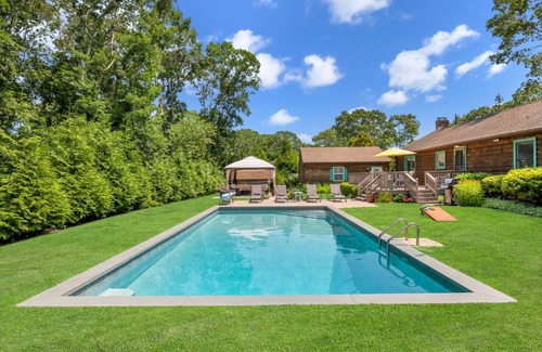 Hampton Bays House | Hamptons Lincoln Log Getaway Heated Pool