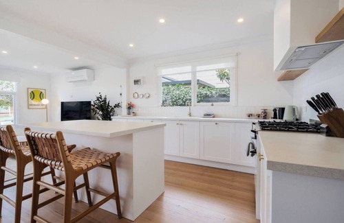Dromana House | Hamptons on Heales Classic Beach House Charm
