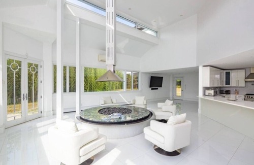 Water Mill House | Hamptons Peak Tranquility Iconic Retreat