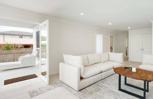 Pretty Beach Central Coast House | Hamptons Retreat by HolidayCo.