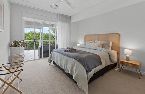 Auchenflower House | Hamptons Town Home~3Bed/2.5Bath/2Car~Auchenflower