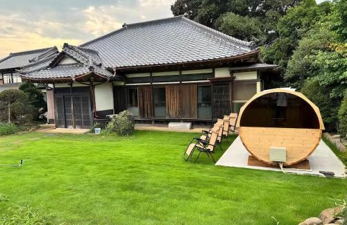 Katori Apartment | HANABI棟-BASE棟 サウナ BBQ 農業体験 花火 が楽しめる ペット可 貸し切りで最大12名宿泊可能 Wi-Fi完備
