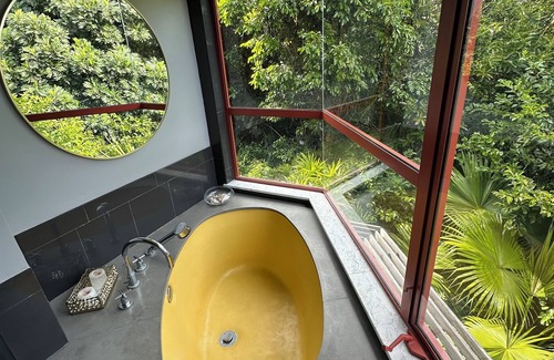 Princeville Villa | Hanalei Bay View Retreat - An Artistic home overlooking Hanalei Bay