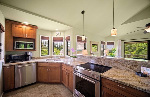 Princeville Villa | Hanalei Bay Villas #2, Beautiful Free-standing Hawaii Villa, walk to beach