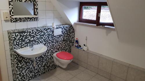 Halberg Apartment | Handwerker Unterkunft Monteurzimmer mit Gemeinschaftsbad in Brebach