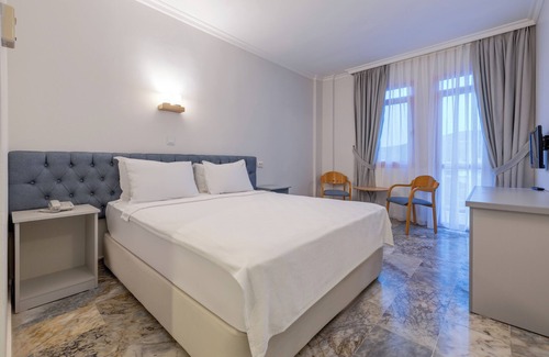 Foca Hotel | Hanedan Beach Hotel