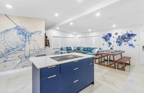 Riverland Village House | Hangar 3350-Fort Lauderdale/wifi/casino/pool/city/3 bedrooms/peaceful retreet