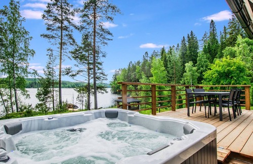 Rautalampi House | Hanhenpesä by Interhome