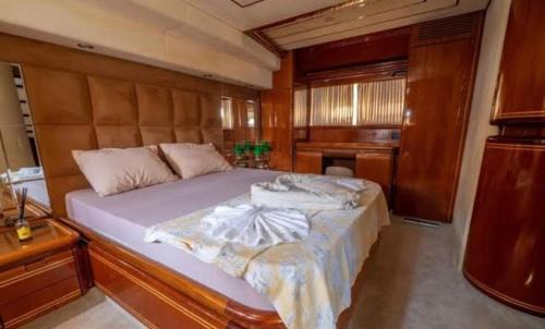 Bakırkoy Boat Rental | Hans Beys yatch