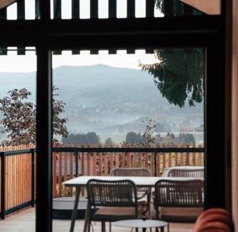 Eibiswald House | Hapfn Tiny House am Aichberg mit Hot Tub und Blick ins Grüne