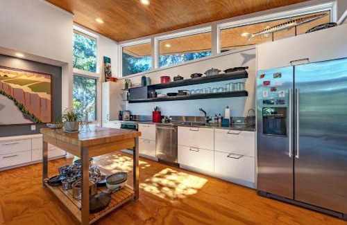 Mosier House | Happenstance Vineyards home