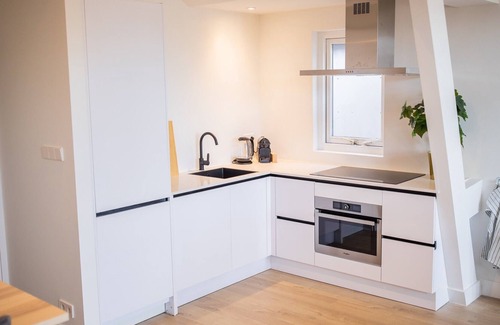 Delfshaven Apartment | Happily 2 Bedroom Serviced Apartment 75m2 -NB306H-