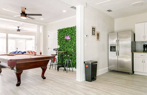 Clearwater House | Happy 4/3 Clearwater Home, Close to Beach