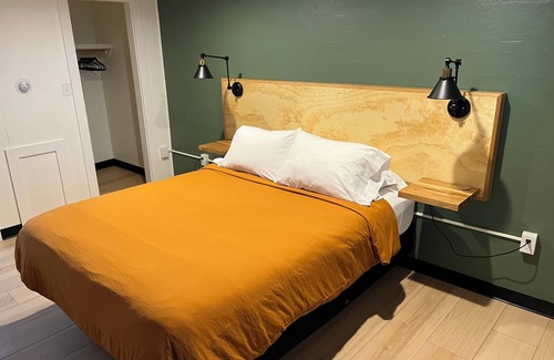 Killington Hotel | Happy Bear Motel