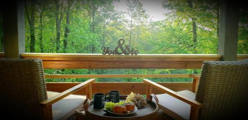 Gatlinburg - Pigeon Forge House | Happy Camper cottage