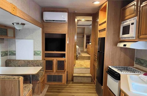 Columbia House | Happy Camper (Tiny Home)