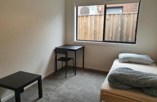 Berwick House | Happy Cozy Convenient 4BR, Breezy, Near Mall, Park