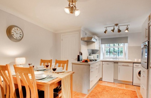 West Runton House | Happy Daze - Two Bedroom House, Sleeps 4